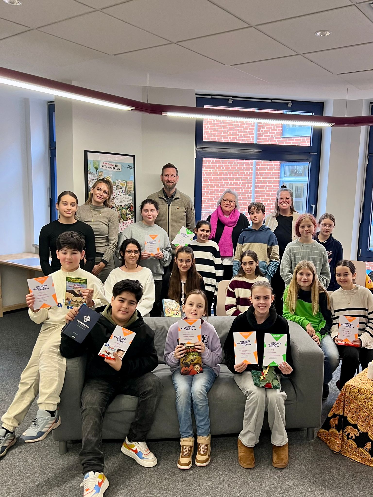 460dca37-7314-48d7-84cb-4d50afa94b84